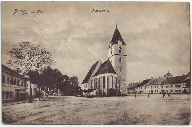 Perger Hauptplatz