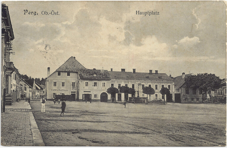 Perg Hauptplatz