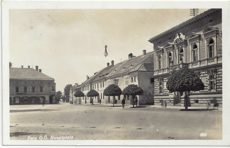 Perg: Hauptplatz Nord
