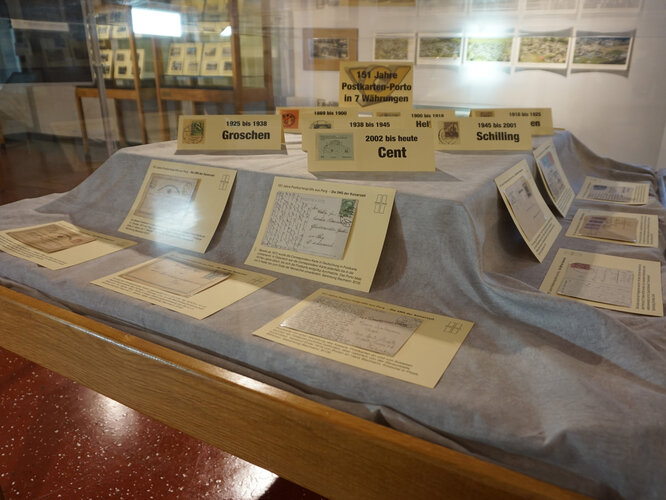 Vitrine "Währungsgeschichte"