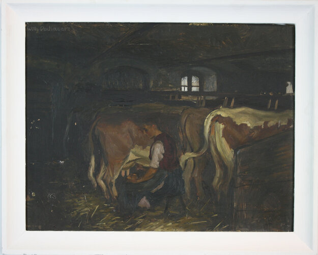 Stall, Melkerin mit Kühen