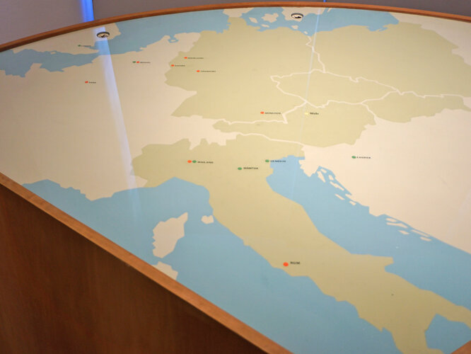 Karte: Diplomatische Verbindungen