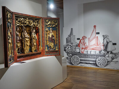 Blick in die Ausstellung: Frömmigkeit