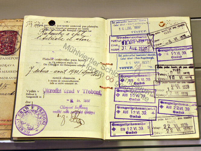 Reisepass aus dem Protektorat Böhmen und Mähren