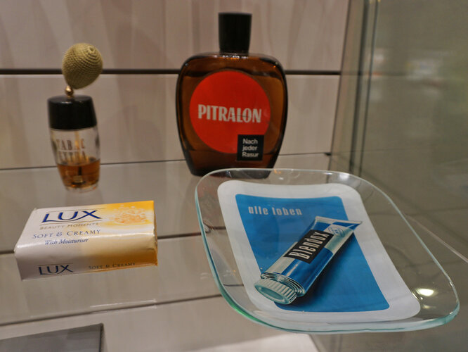 Parfumerie und Drogerie | © Foto: Verbund OÖ. Museen