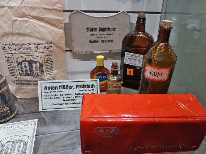 Parfumerie und Drogerie | © Foto: Verbund OÖ. Museen