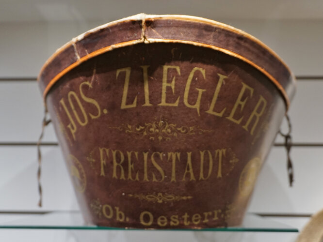 Hut- und Filzwarenhandel | © Foto: Verbund OÖ. Museen