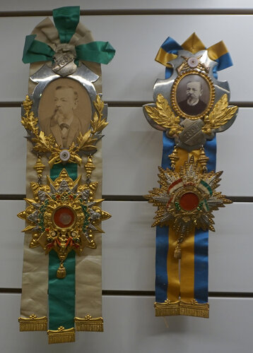 Vitrinenansicht: Bestfassungen