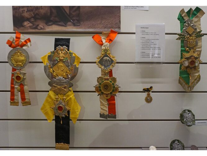 Vitrinenansicht: Bestfassungen