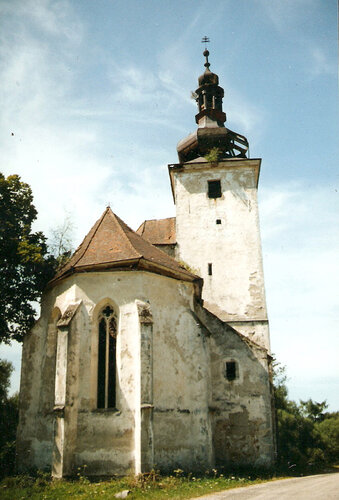 Kirchenruine / Zničený kostel