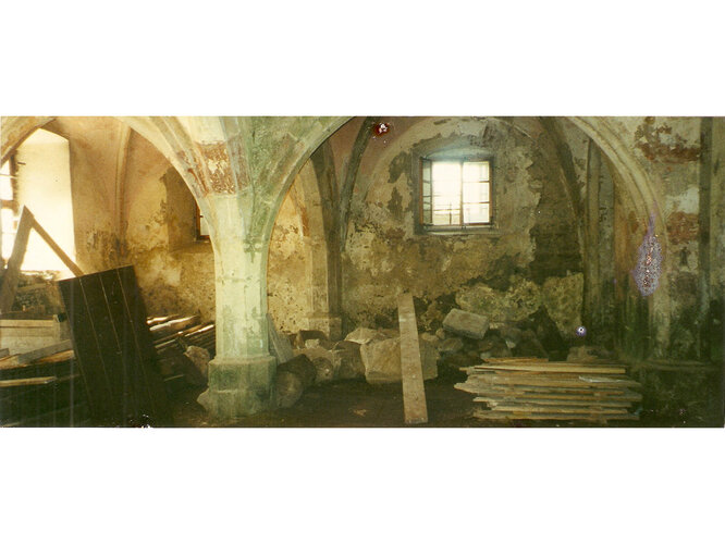 Kirchenruine / Zničený kostel