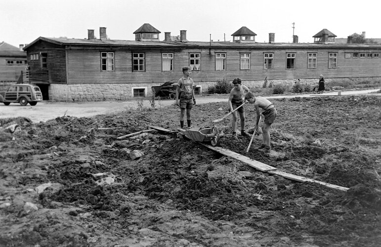 Ehemalige Wehrmachtsbaracken am Stieranger