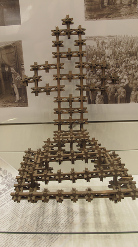 Vitrinenansicht - Objekt aus dem Freistädter Lager | © Mühlviertler Schlossmuseum Freistadt