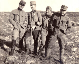 Vier österreich-ungarische Soldaten an der Südfront, Amateurfotografie eines Freistädter Offiziers | Quelle: Mühlviertler Schlossmuseum | © Mühlviertler Schlossmuseum