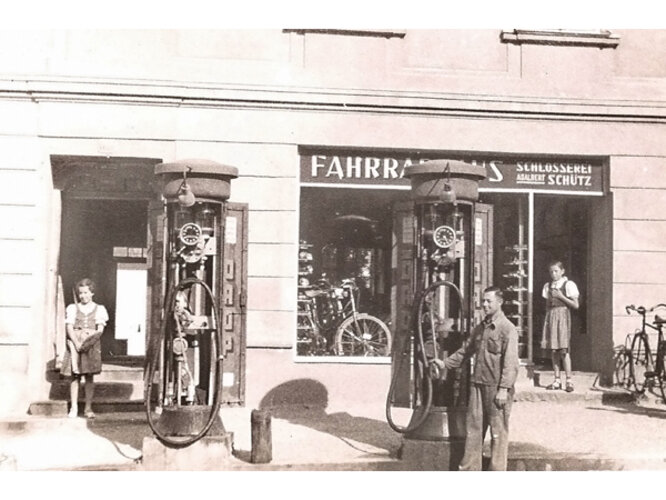 Tankwart - Selbstbedienung