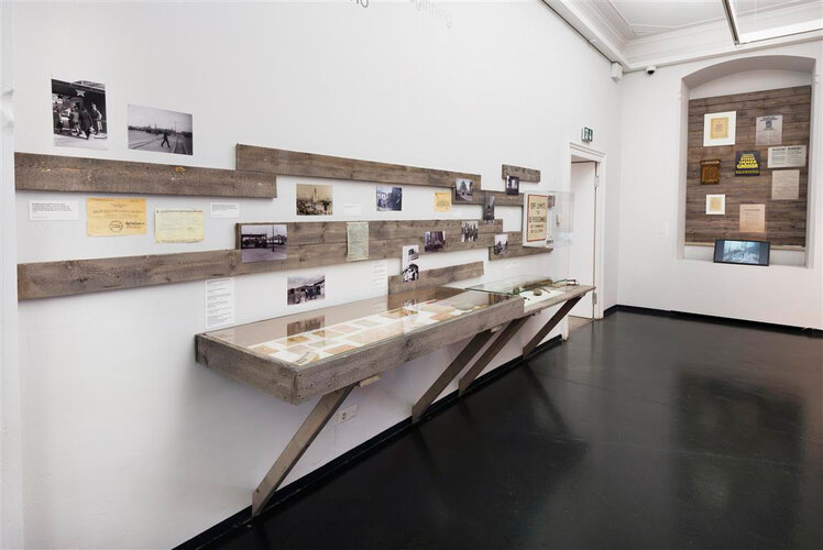 Der papiererne Arm | © Norbert Artner