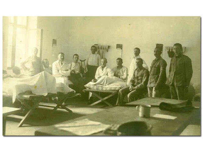 Krankenzimmer im Reserve-Notspital