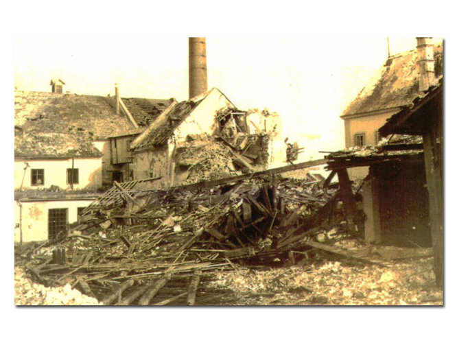 Bombentreffer auf die Brauerei Mühlgrub