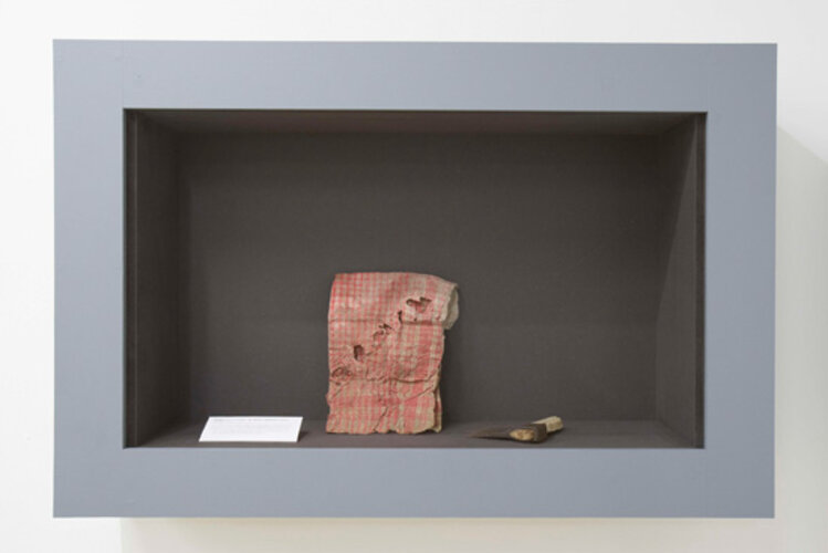 Blick in die Ausstellung: Beweisstücke | © © Oö. Landesmuseen/Ernst Grilnberger