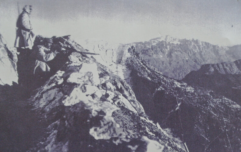 Stellungskrieg in den Dolomiten