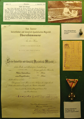 Blick in die Ausstellungsvitrine | © Heimat- und Kulturverein Vorchdorf