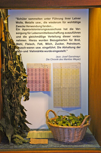 Vitrinenansicht "Sammelaktionen" | © Foto: Verbund Oö. Museen