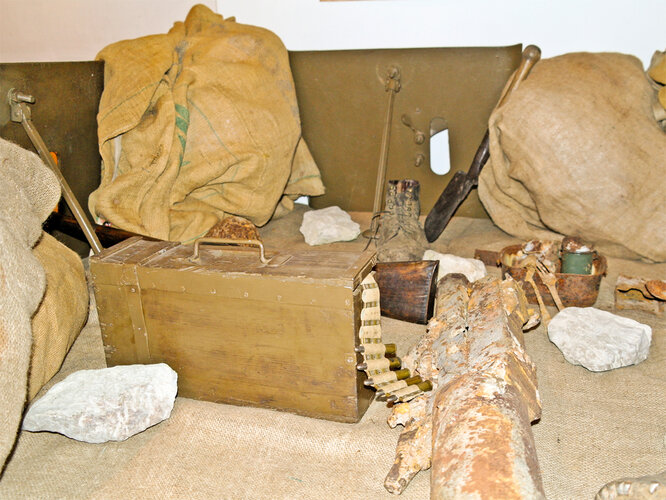 Stellung mit Stachteldrahtverbau | © Foto: Verbund Oö. Museen