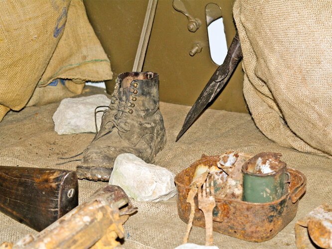 Stellung mit Stachteldrahtverbau | © Foto: Verbund Oö. Museen