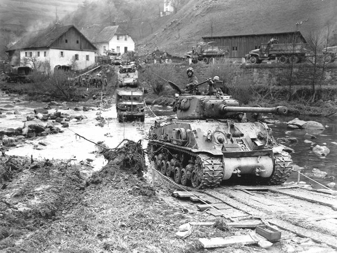 Einmarsch der Amerikanischen Armee, 1945