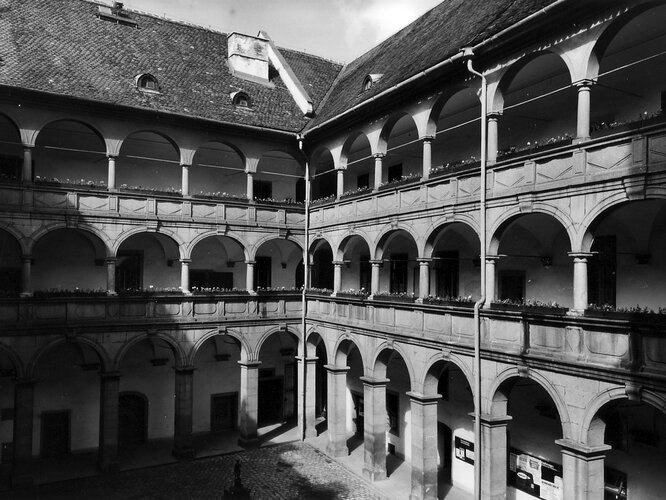 Landhaus - Zentrum der OÖ. Landespolitik
