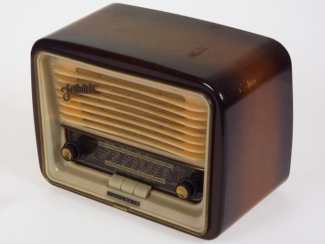 Röhrenradio Telefunken Jubilate 55 | © OÖ. Landesmuseum, E. Grilnberger