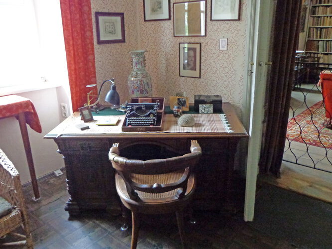 Schreibtisch mit Schreibmaschine Alfred Kubins | © Verbund Oö. Museen