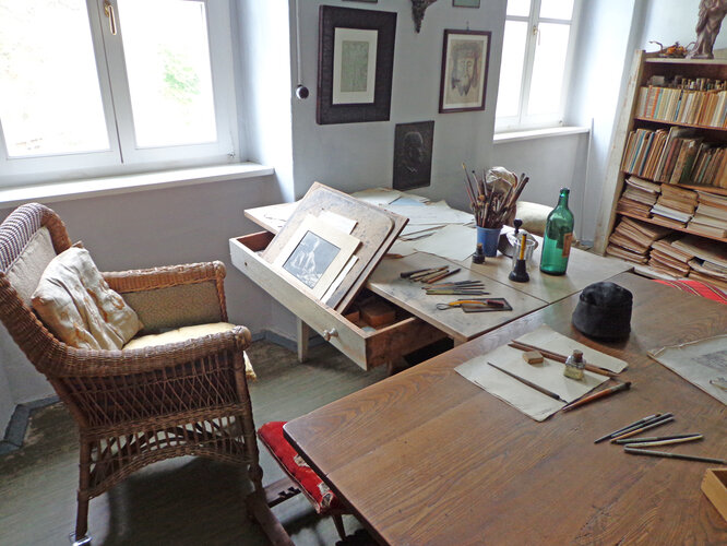 Arbeitstisch von Alfred Kubin | © Verbund Oö. Museen