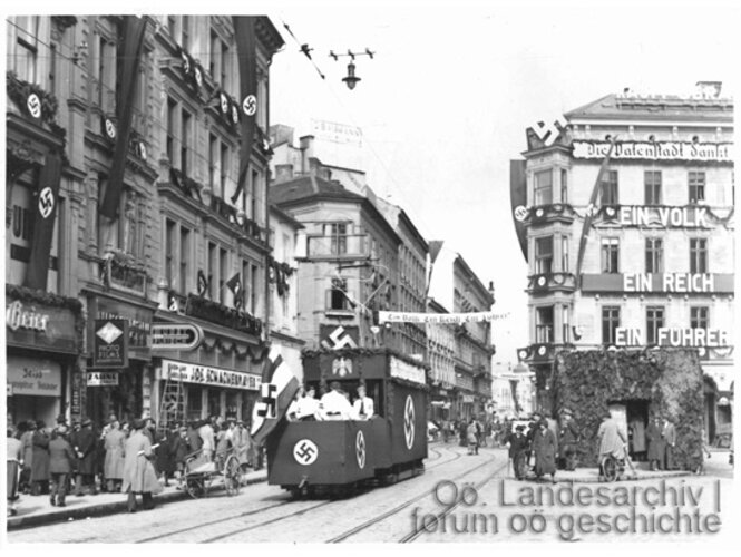 Hitlers Einmarsch in Linz | © OÖ. Landesarchiv