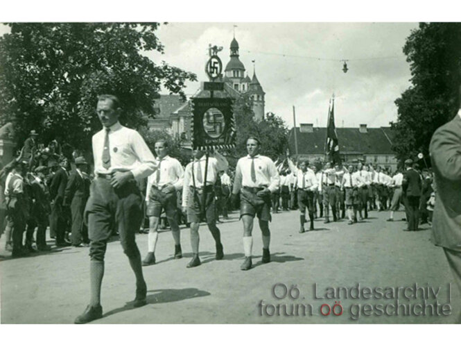 Parade der SA in Wels | © OÖ. Landesarchiv