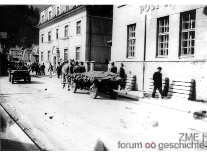 Transport der Toten zum Friedhof