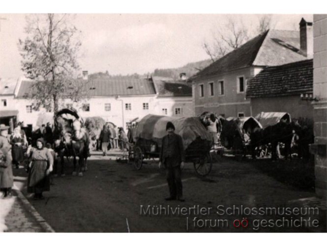 Treks von Banater Deutschen in Gutau | © Mühlviertler Schlossmuseum