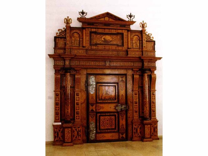 Prunktür Schloss Hartheim | © OÖ. Landesmuseen