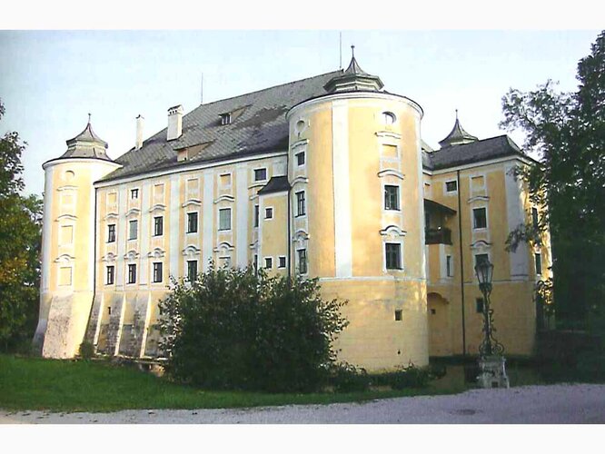 Schloss Bernau Fischlham