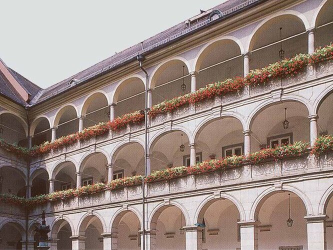 Landhaushof Linz | © GNU Free Documentation License