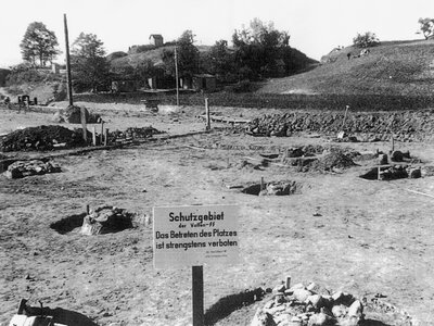 Gräberfeld Gusen | © Foto: Archiv KZ-Gedenkstätte Mauthausen, Bundesministerium für Inneres
