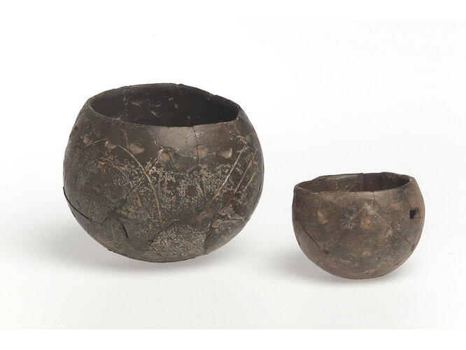 Bombenförmige Gefäße