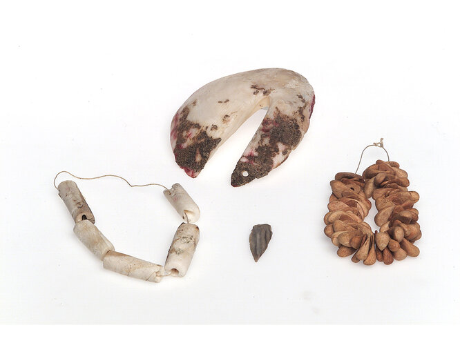 Schmuck aus Spondylusmuscheln