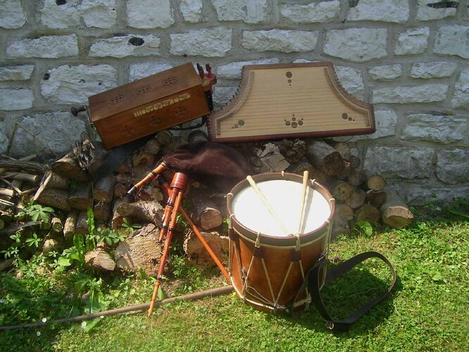 Musikinstrumente des Mittelalters | © Dulamans Vröudenton