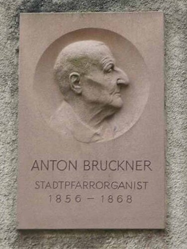 Gedenktafel Stadtpfarrkirche Linz | © OÖ. Museumsverbund