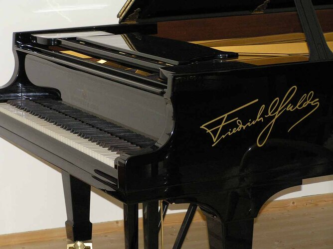 Guldas Flügel | © Musikinstrumentenmuseum Schloss Kremsegg 