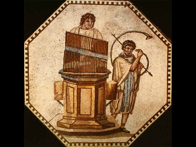 Orgelspieler und Cornubläser | © Universität Innsbruck, Institut für Archäologien