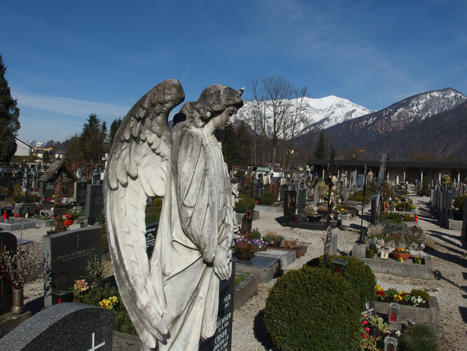 2016 Bad Ischl Friedhofsfuehrer c Michael Eberl