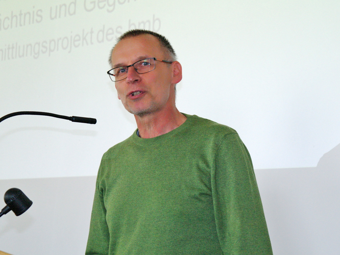 Dr. Christian Angerer